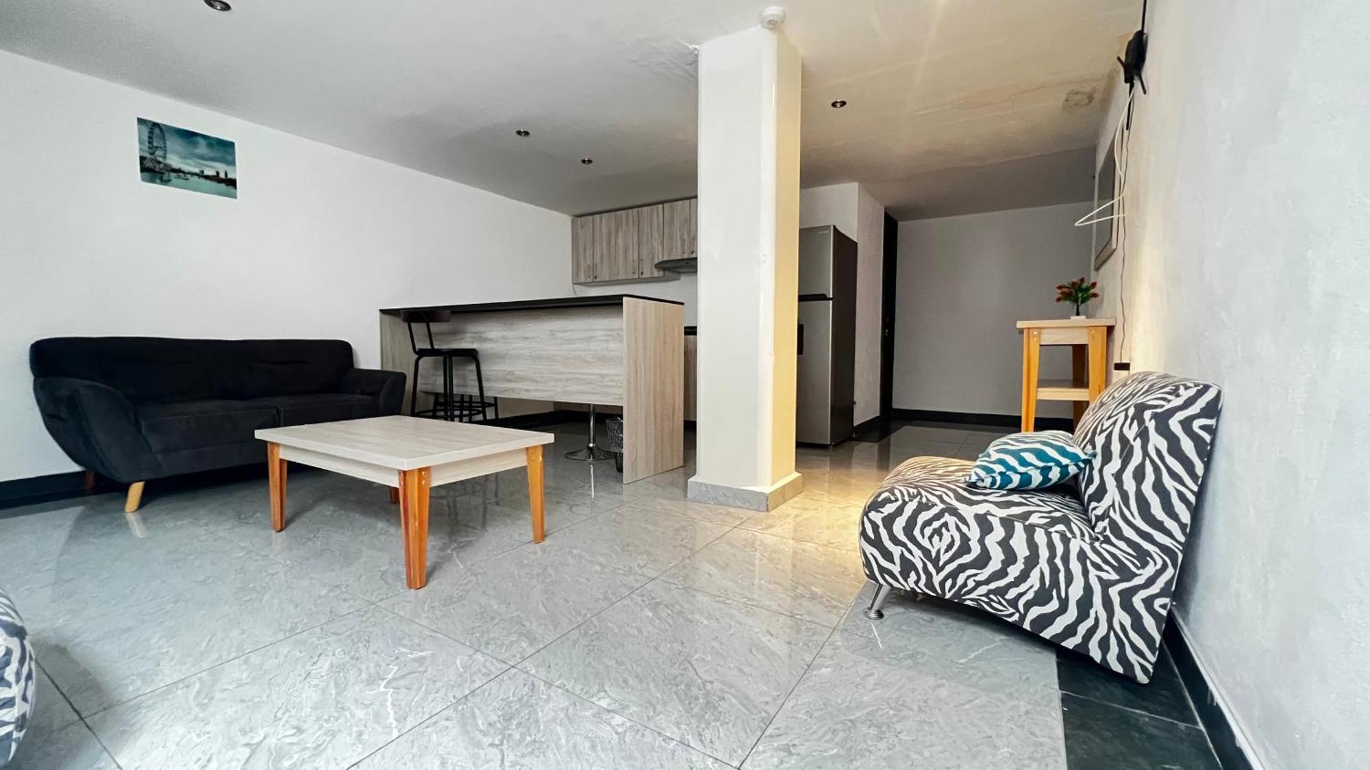 Aparthotel Urban *
