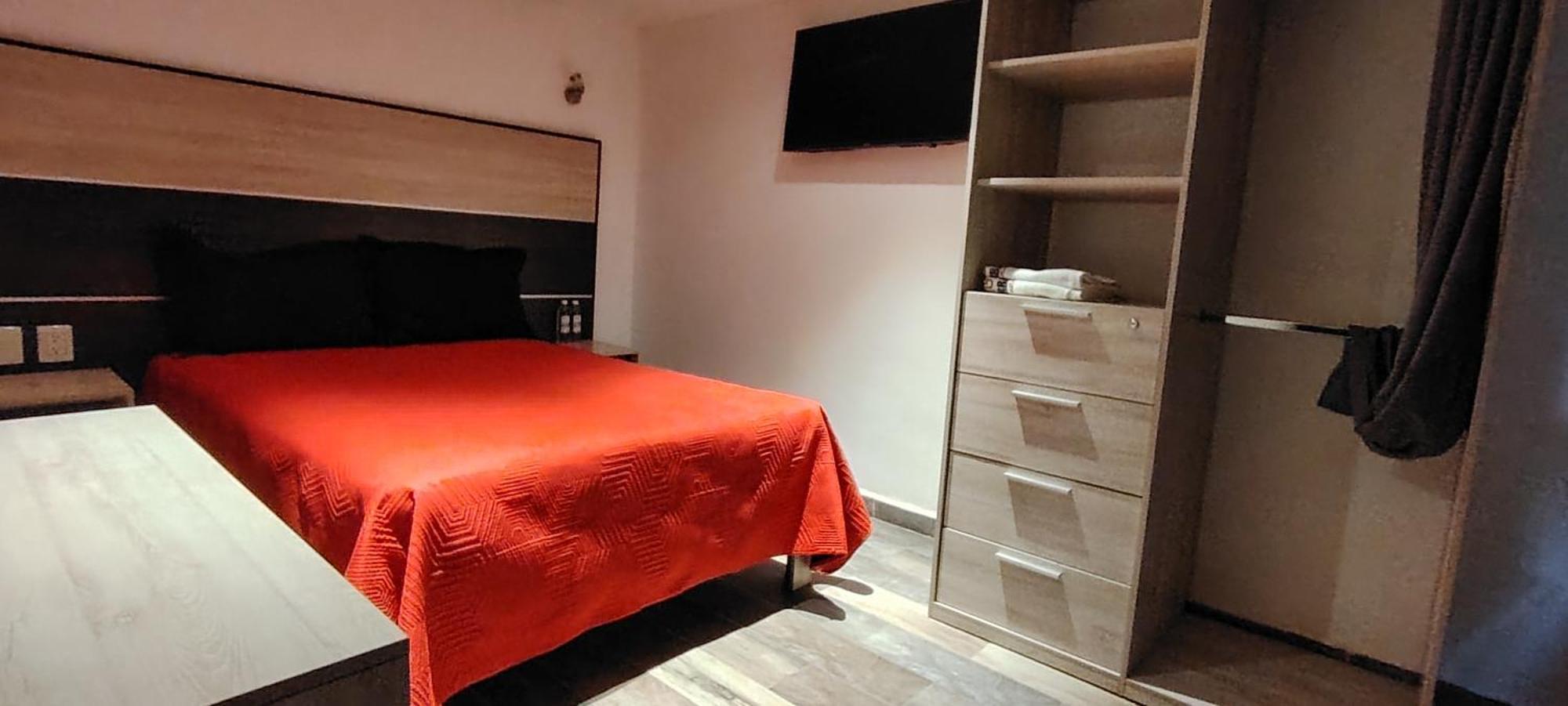 Urban Apartahotel *
